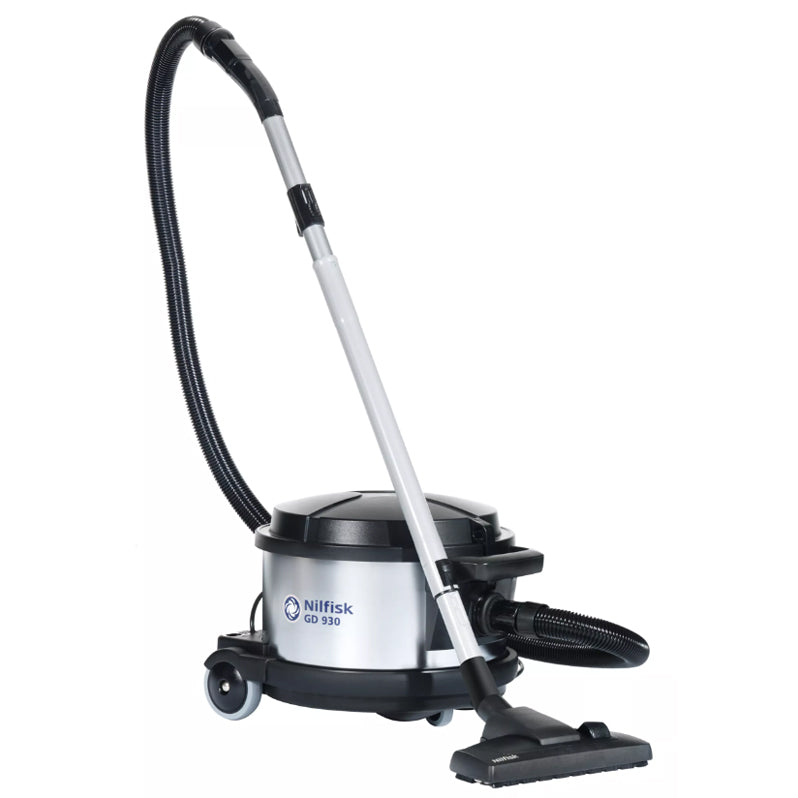 NILFISK GD930 VACUUM CLEANER 240V UK